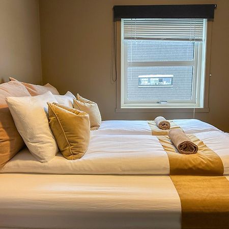 For Groups & Families - Free Parking & Near Attractions Apartment Tromsø Exterior foto
